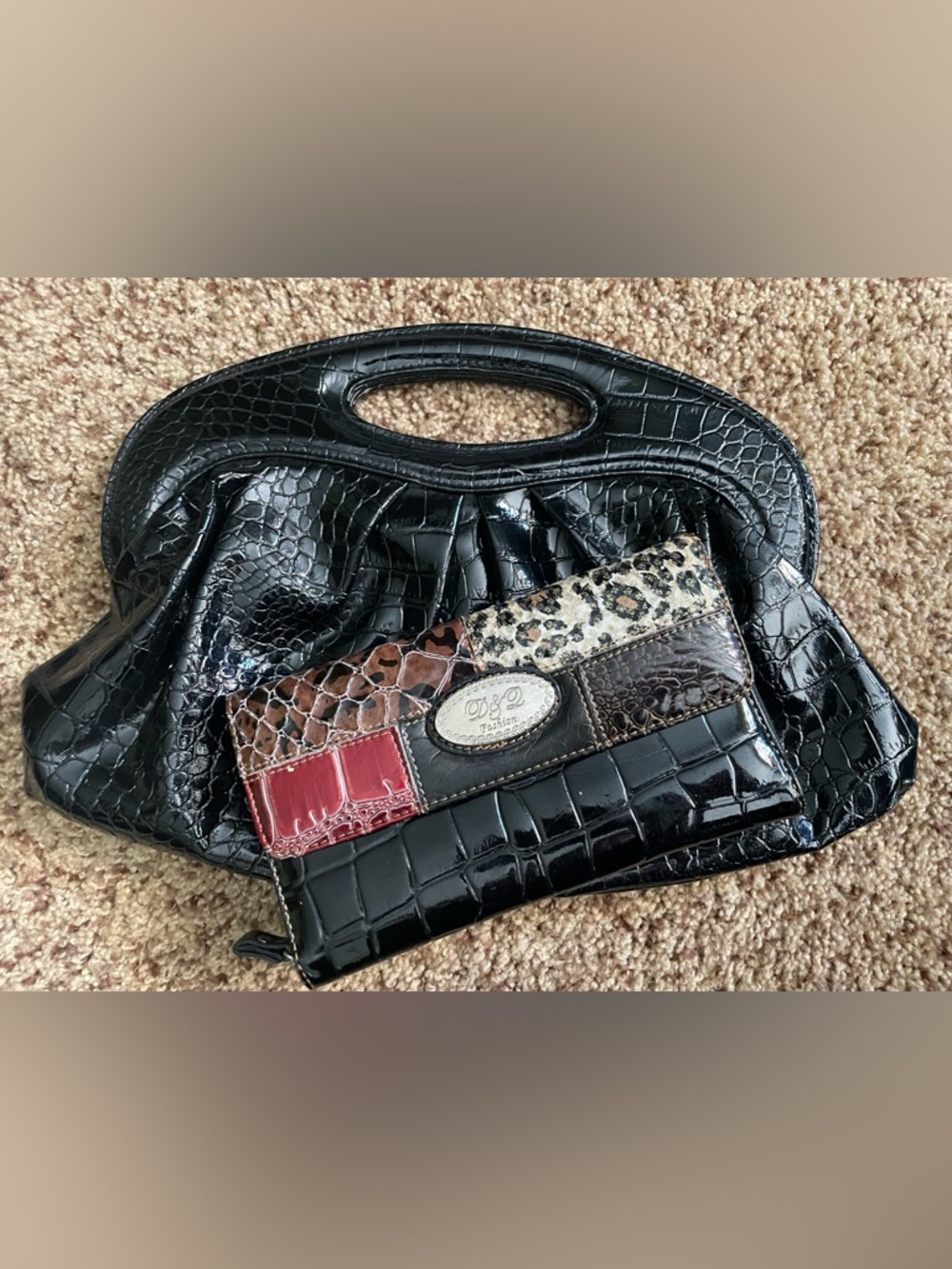 Black Croc-Embossed Patchwork Handbag & wallet